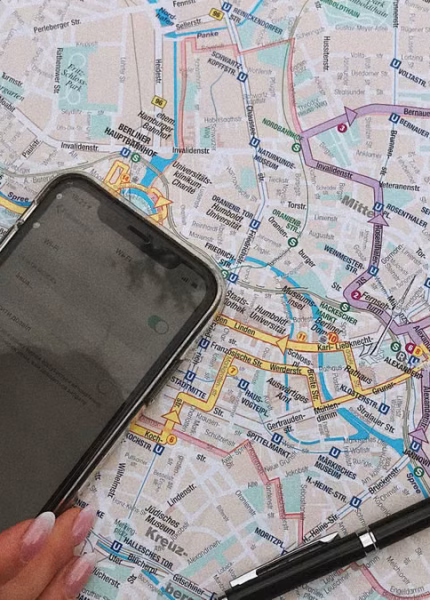 Réalité augmentée voyage 2026 : 3 apps révolutionnent la planification