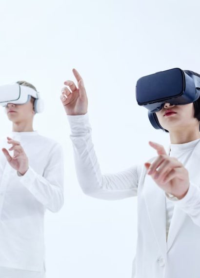 Avantages et limites de la réalité virtuelle et augmentée en classe