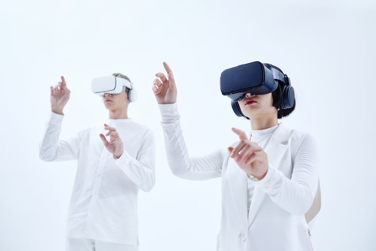 Avantages et limites de la réalité virtuelle et augmentée en classe