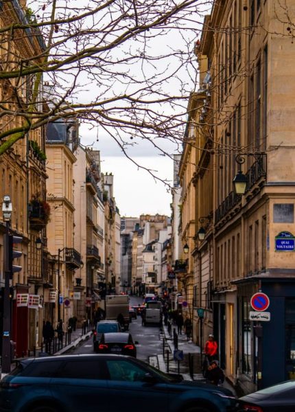 Un week-end à Paris en voiture : vignette, stationnement et bons réflexes